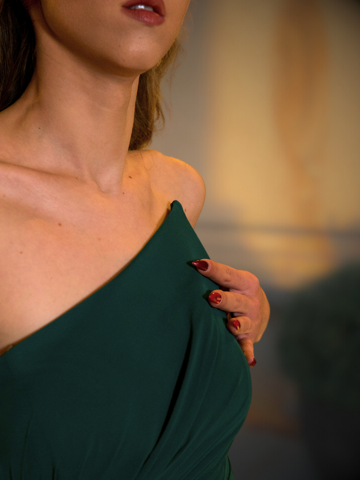 ВЕЧЕРНА РОКЛЯ EMERALD GRACE
